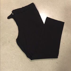 Black cropped pant